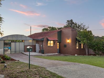 5 MacArthur Avenue, Padbury WA 6025