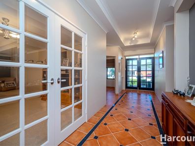 28 Kippilaw Loop, Carramar WA 6031