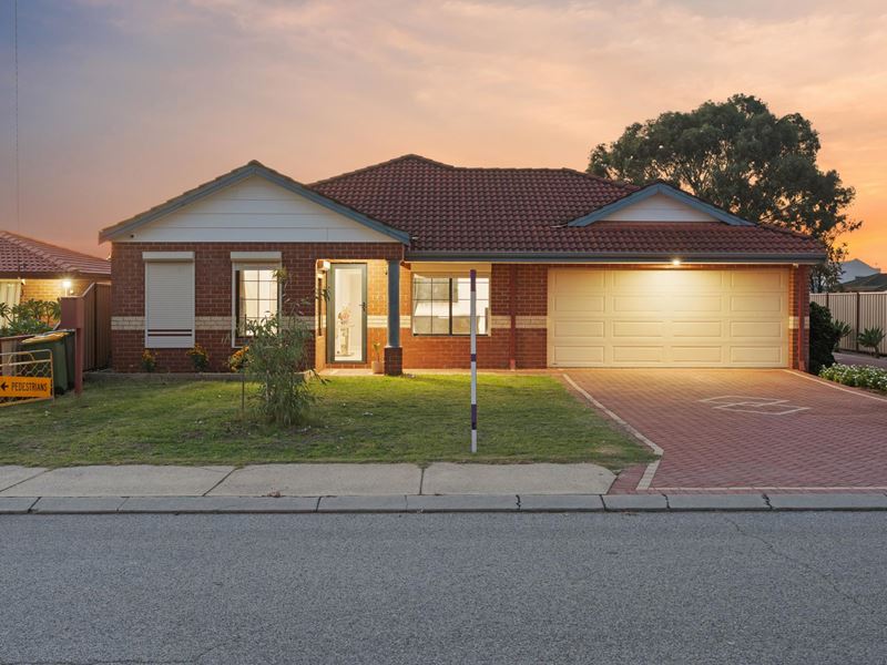 1/30 Thomas Street, Queens Park WA 6107