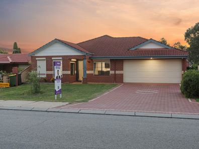 1/30 Thomas Street, Queens Park WA 6107
