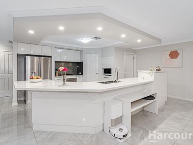 4 Swiftsure Place, Currambine WA 6028