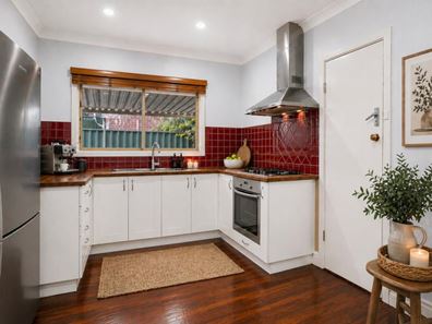 11 Burridge Way, Hamilton Hill WA 6163
