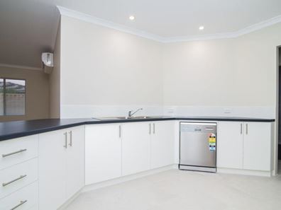 9A Anham Street, Armadale WA 6112