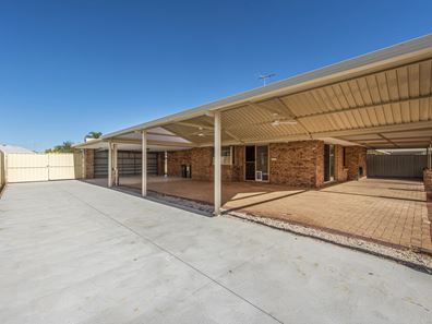 33 Erica Street, Coodanup WA 6210