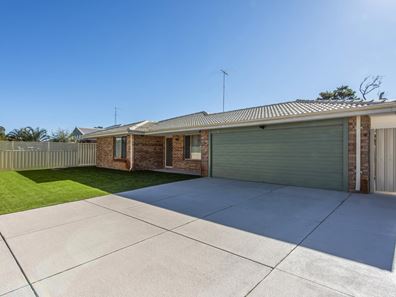 33 Erica Street, Coodanup WA 6210