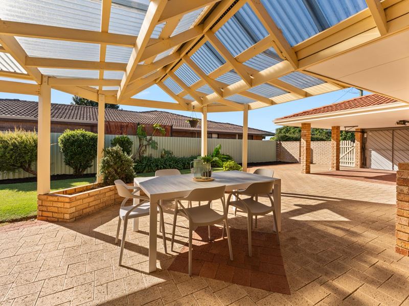 15 Leymar Way, Willetton WA 6155