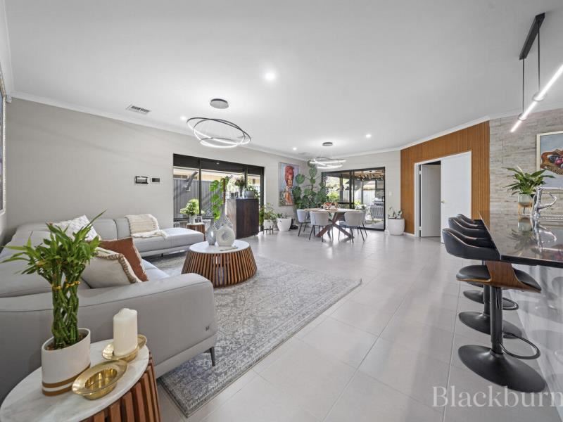 5 Amadeus Way, Brabham