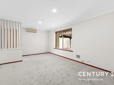 5/12 Attfield Street, Maddington WA 6109