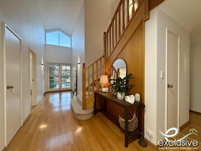 36 Gentle Circle, South Guildford WA 6055