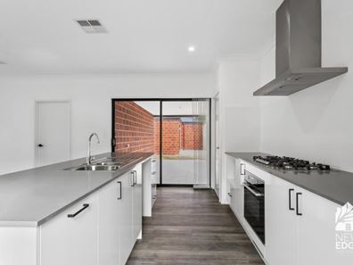 4A/18 Christina Street, Hazelmere WA 6055