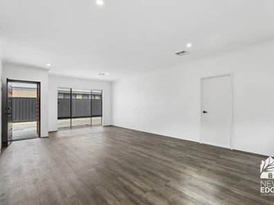 4A/18 Christina Street, Hazelmere WA 6055
