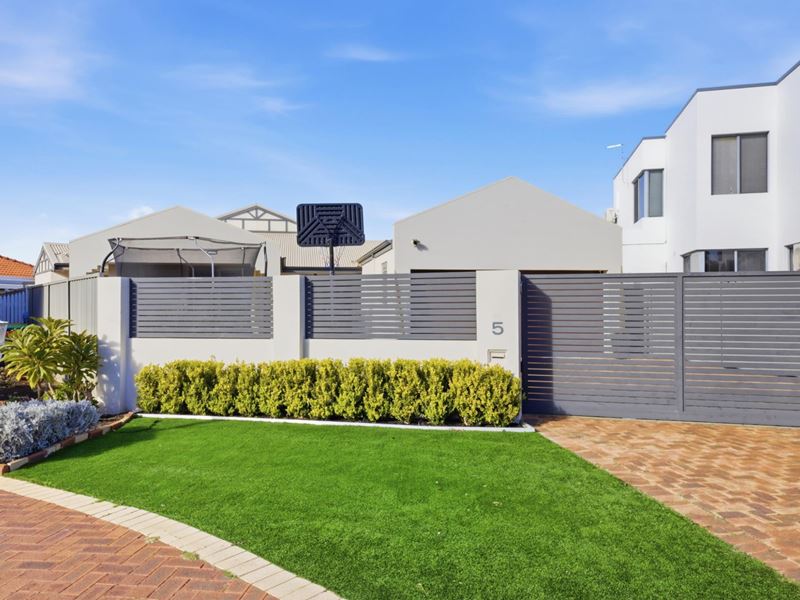 5 Summit Court, Dianella