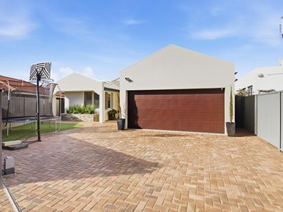 5 Summit Court, Dianella WA 6059