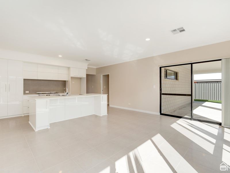38 Panama Loop, Haynes