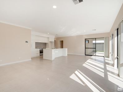 38 Panama Loop, Haynes WA 6112