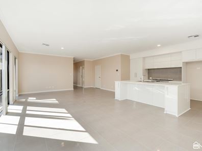 38 Panama Loop, Haynes WA 6112