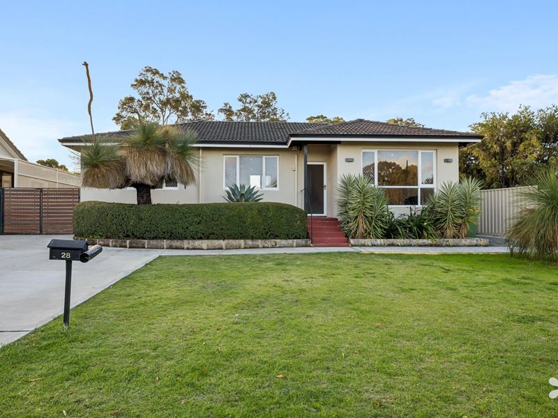 28 Bawdan St, Willagee WA 6156