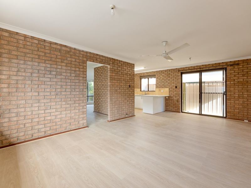 2B Nekaya Way, Duncraig