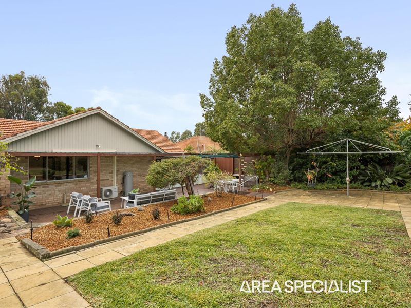 23 Cromarty Road, Floreat