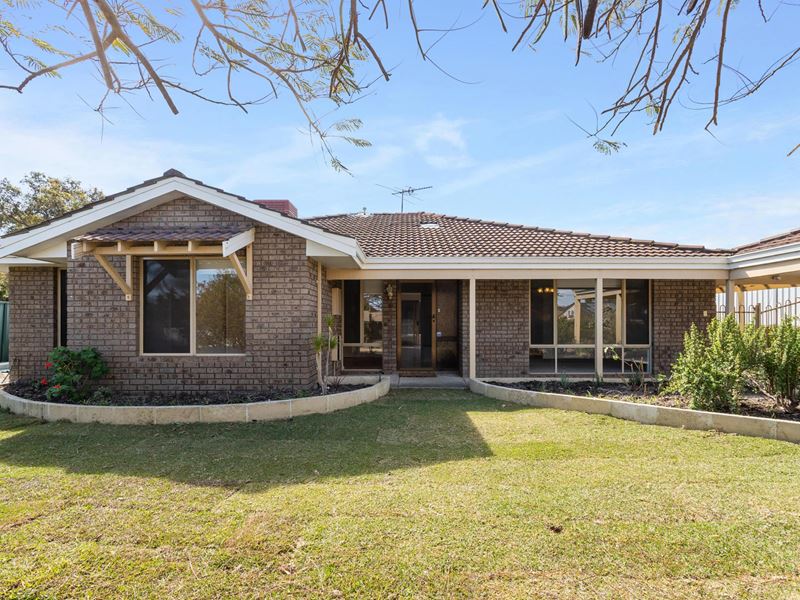 7 Benbullen Boulevard, Kingsley WA 6026