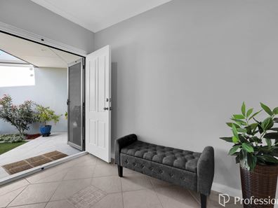 53 Froudist Circle, Southern River WA 6110