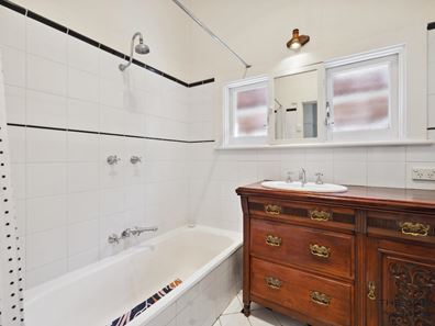 6 Fourth Avenue, Mount Lawley WA 6050