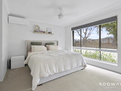 42 Hutchinson Boulevard, Byford WA 6122