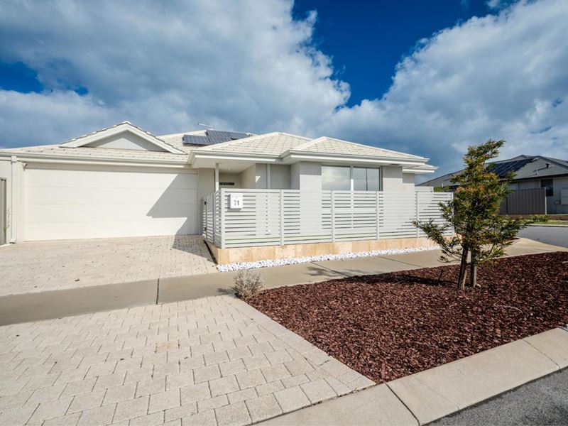 71 Isabelline Terrace, Eglinton