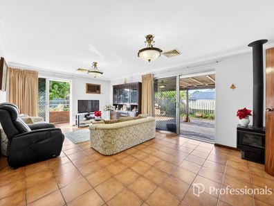 122 Camboon Road, Noranda WA 6062