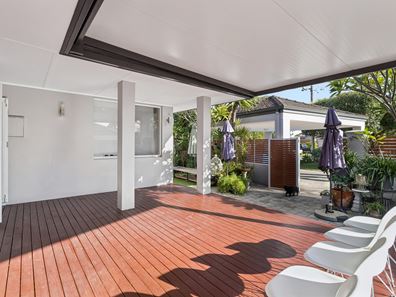 52 Marriot Way, Morley WA 6062