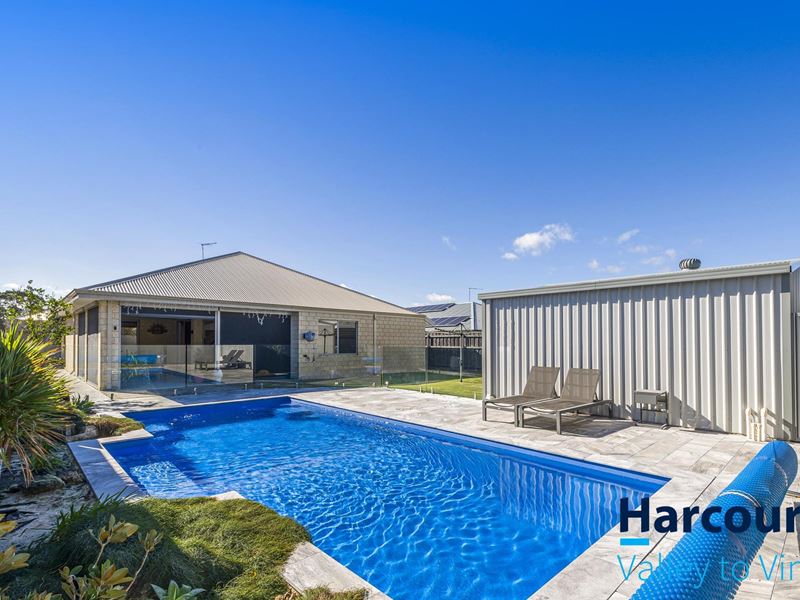 4 Huxley Drive, The Vines WA 6069