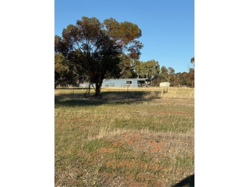 34 Carter Road, York WA 6302