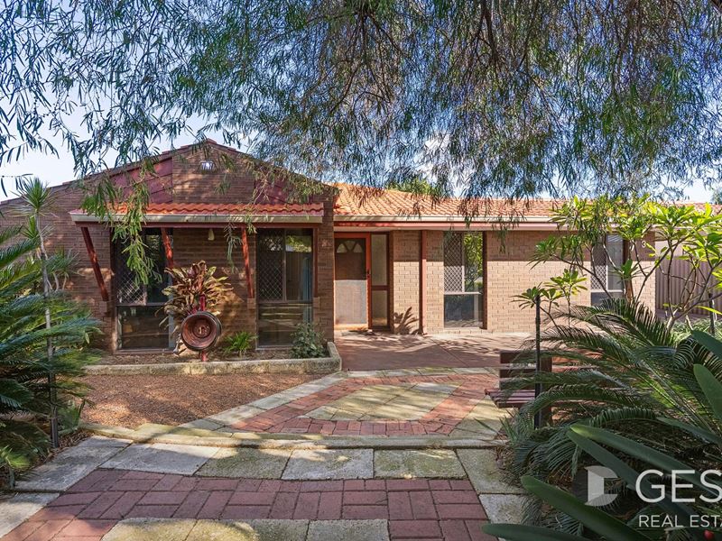 3 Glenbrook Drive, Ballajura WA 6066
