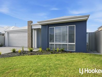 12 Serene Way, Yanchep WA 6035