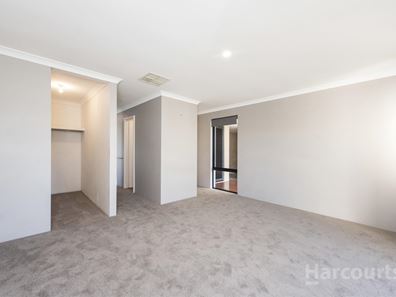 3 Myalla Pass, Lakelands WA 6180