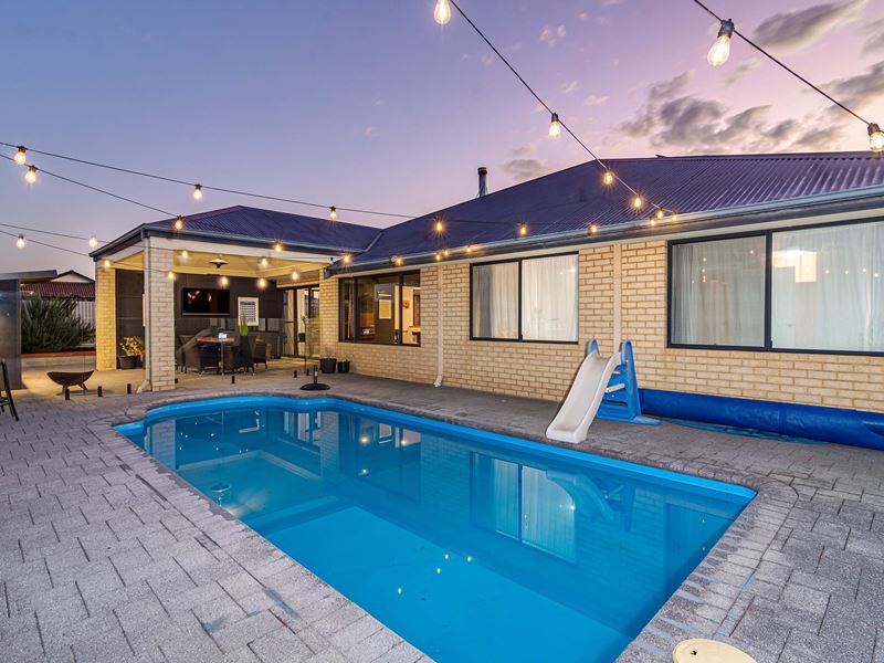 2 Claude Street, Quinns Rocks WA 6030