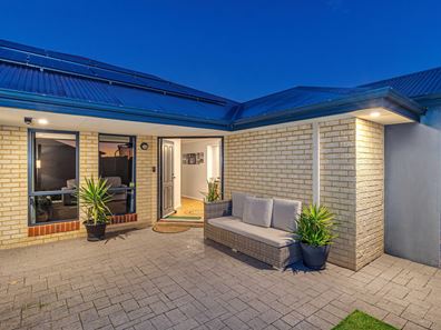 2 Claude Street, Quinns Rocks WA 6030