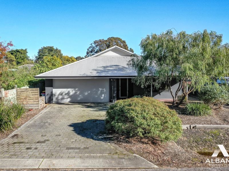 21 Webb Street, Mckail WA 6330