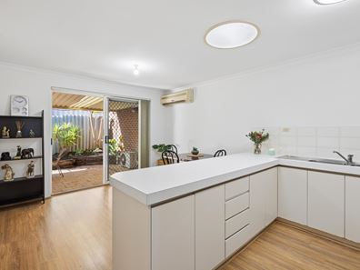 3/6 Salford Street, Victoria Park WA 6100