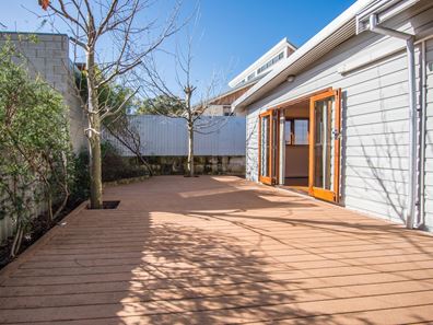 6 Newmarket Street, Beaconsfield WA 6162