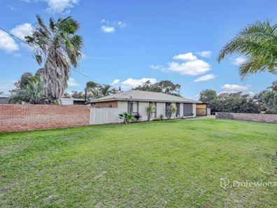 4 Levett Road, Walkaway WA 6528