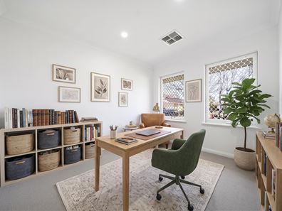 29 Baron Loop, Madeley WA 6065