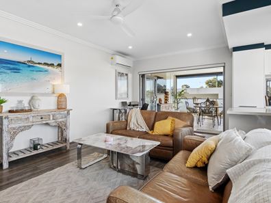 6/39 Deanmore Road, Scarborough WA 6019