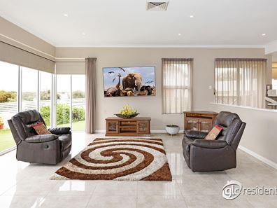 2 The Cove, Coogee WA 6166
