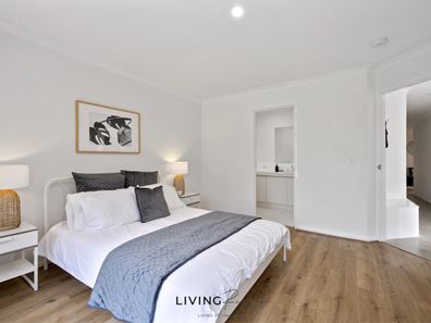 Room/1  20 Timberlane Loop, Cooloongup WA 6168
