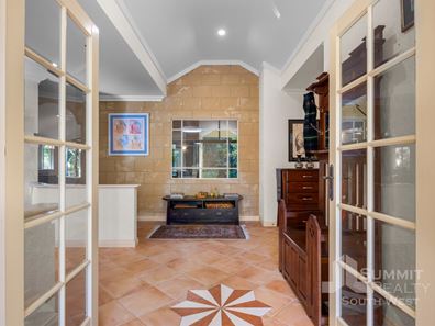 3 Tea Tree Place, Gelorup WA 6230