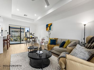 16A Kyarra Street, Innaloo WA 6018