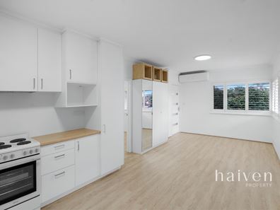 4/1A Hobbs Avenue, Como WA 6152