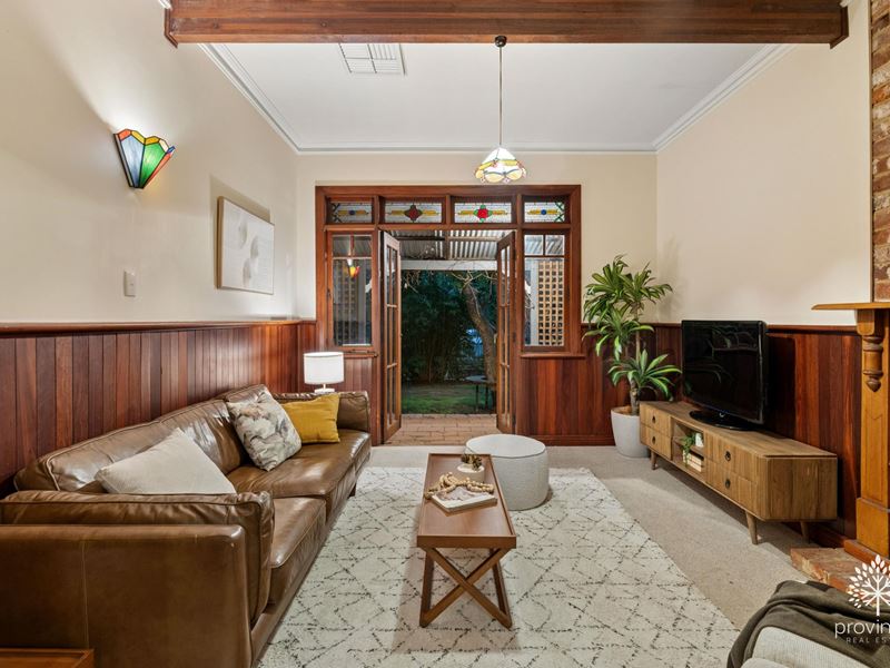 1A Dryandra Crescent, Darlington