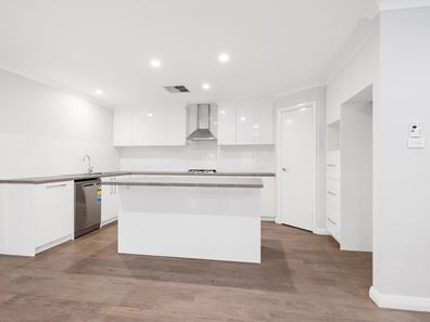 27A Shaw Street, West Lamington WA 6430